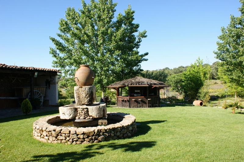 Complejo Rural El Prado Hotel Logrosán Eksteriør billede